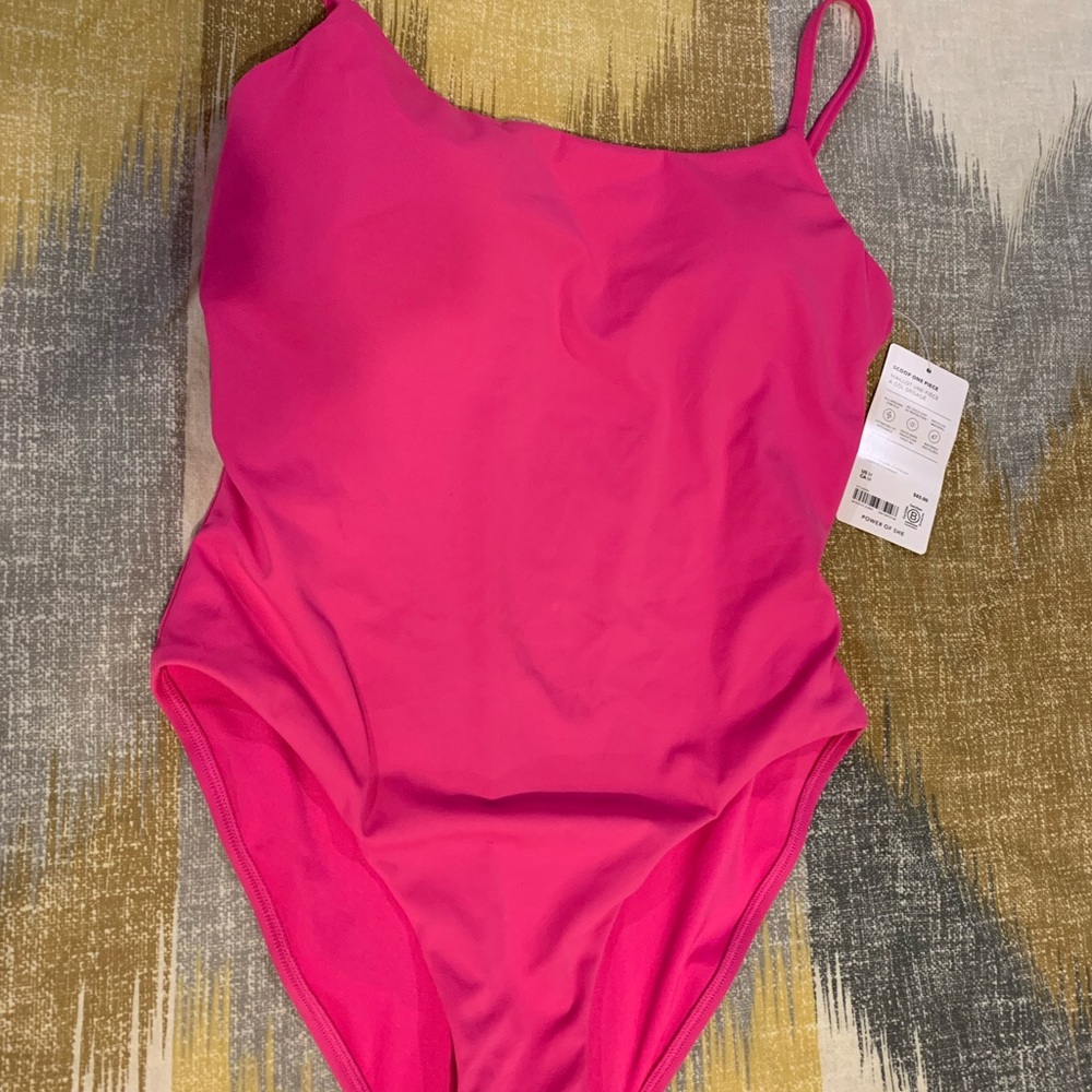 Athleta Swimsuit scoop medium